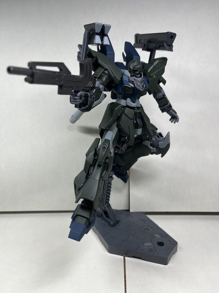 ゲート処理や合わせ目消し、部分塗装など習得 していない技術も沢山あり、至らない所も多いですが個人的には満足しています。