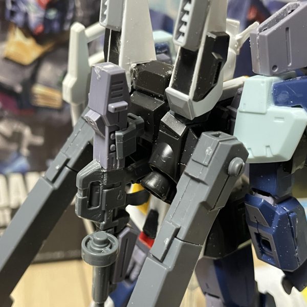 頭部アンテナのシャープ化シールドに丸パーツ追加シールドのスライド状態も表現可能腰の2mm延長フロントとリアの腰パーツに基本ディテール追加脚部のブースターカバー変更とりあえずプロペラントタンク設置  （6枚目）