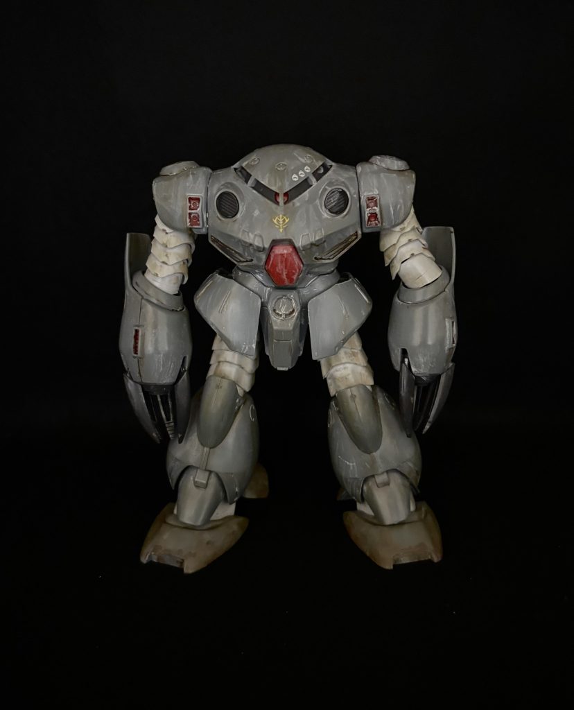 ウェザリングはウェザリングマスター、ウェザリングペースト（足の泥）、エナメルのホワイト、シルバーでドライブラシです。