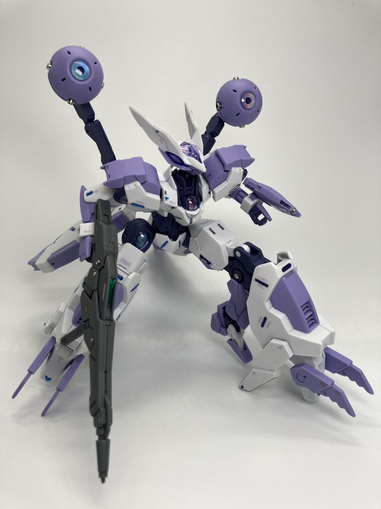 このポッド、本来は接続アームから外してスタンドに載せて浮遊させた方が良かったですね、しかしホロマーカーが良い👍😬 左右でレッドとブルーを塗り分け↔️