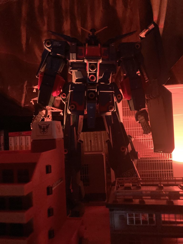 コロニー内に巨大モビルアーマー出現https://youtube.com/shorts/-mH7Ep1HVek?si=LegzR-2UaPHO-0Jv