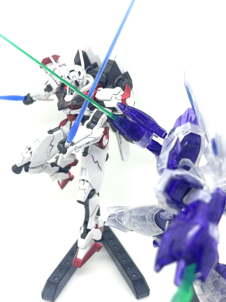 ベギルベウと。この後投稿予定です。クリアカラーのベギルベウです。ネットやYouTubeで参考にして裏に月光蝶塗ってキラキラさせています。画像ではわかりにくいですが実物は綺麗です、良かったらそちらの投稿も見ていただけたら幸いです。