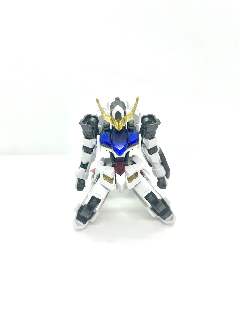 まずは起動前です。パーツ差し替えでいろんな表情つけられるのはよかったです。