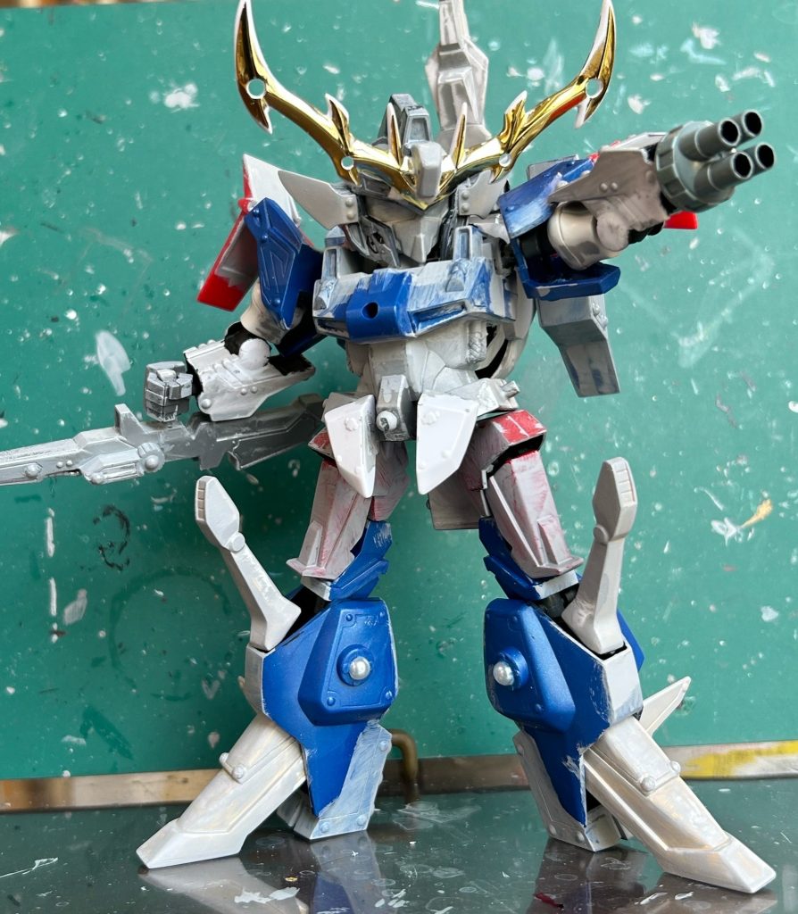 首、肩、肘、手首をボールジョイント化下半身はキットのままでディテールを足しました