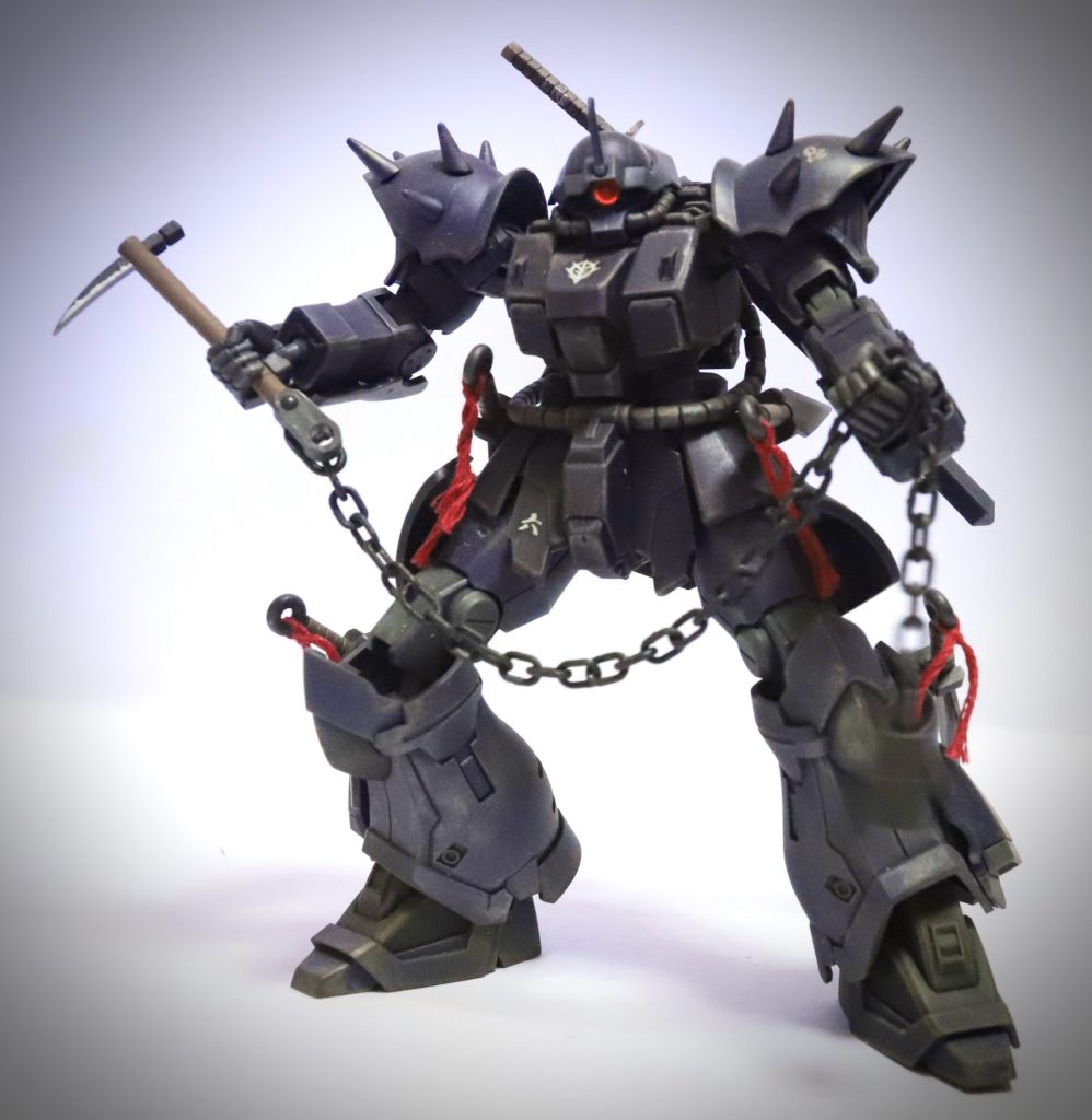 プラアクトオプションシリーズの鎖鎌を持たせて、苦無の赤い布を手芸用の赤い糸にモノアイをHアイズ3mmと丸ノズル4mmを組み合わせて立体感を出しました