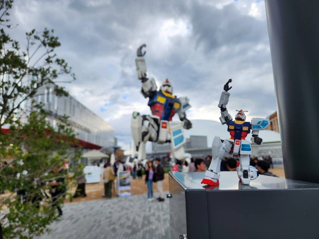 万博ガンダムとガンプラで写真撮ろう！！–5枚目/制作者：じらぁど・しゅぷりがん（Poorman）
