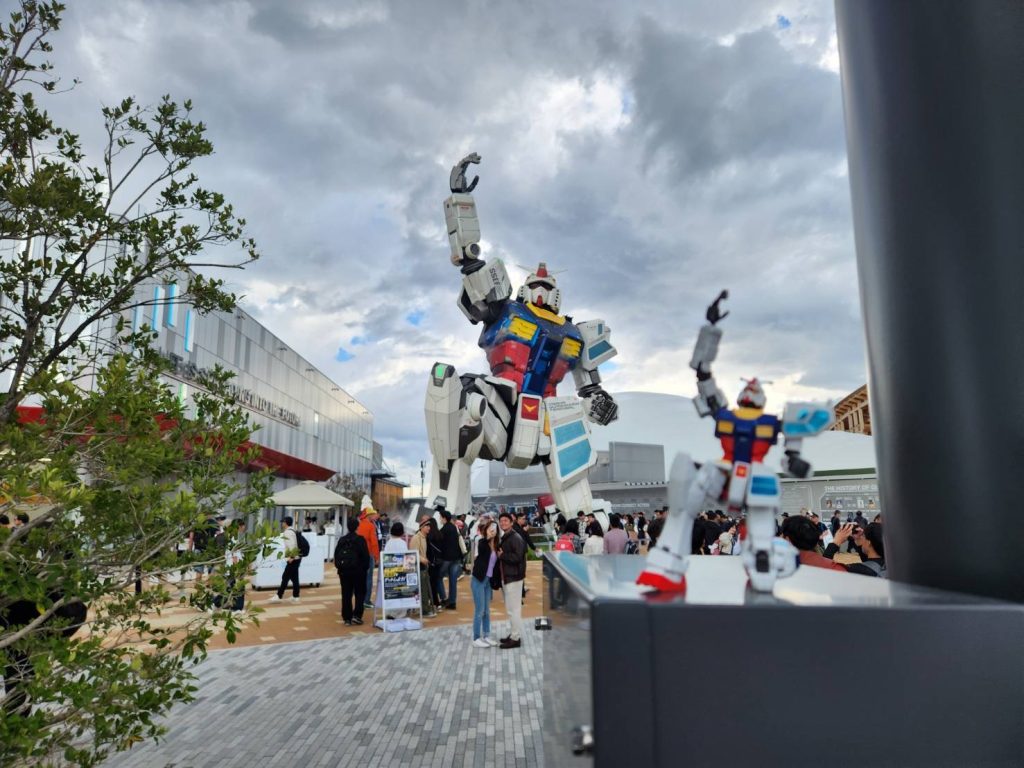 万博ガンダムとガンプラで写真撮ろう！！–6枚目/制作者：じらぁど・しゅぷりがん（Poorman）