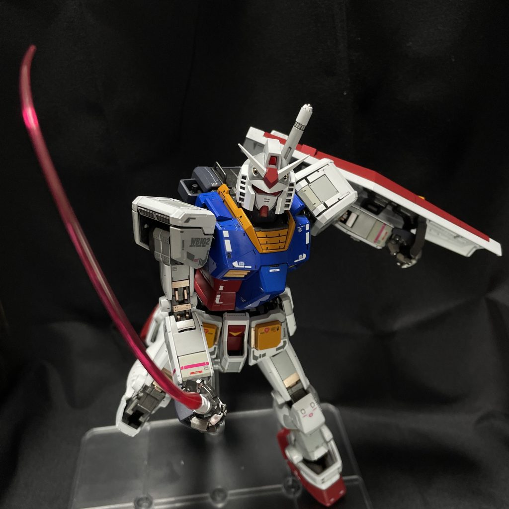 MG 1/100 RX-78-2 ガンダムVer.3.0–3枚目/制作者：ぱやぞう