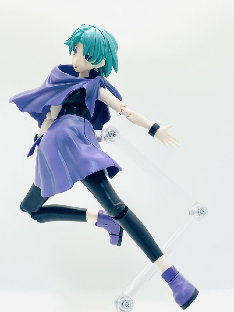 カラーリング髪:明灰白色👉ウォーカーグリーンインナー・パンツ:ミッドナイトブルー上着:印影部にティターンズブルー2👉ハイライトにエヴァパープル