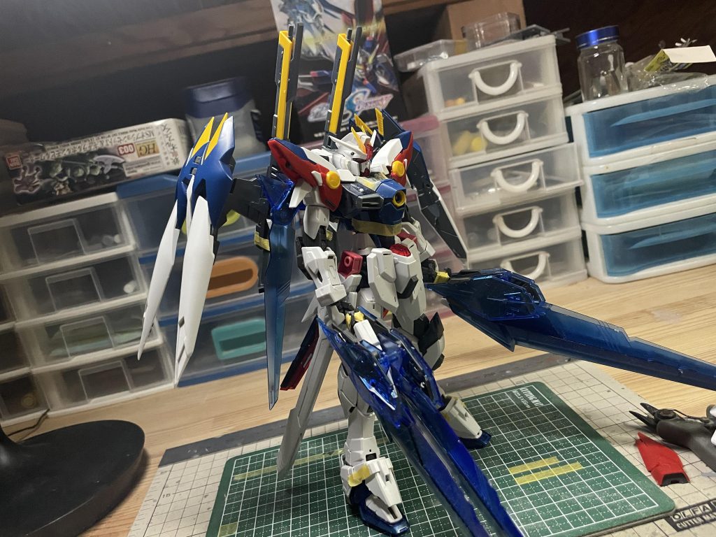 途中、ウイングユニットを大剣にしようか迷いました笑