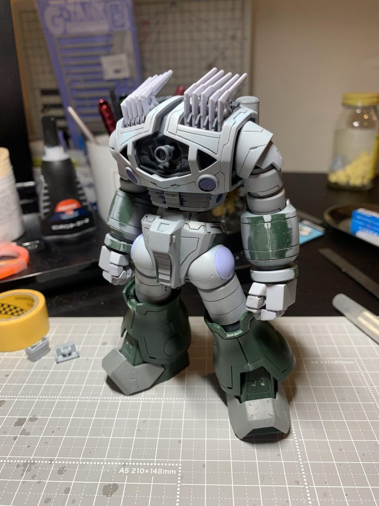 格闘系のイメージなので武器は無しです。