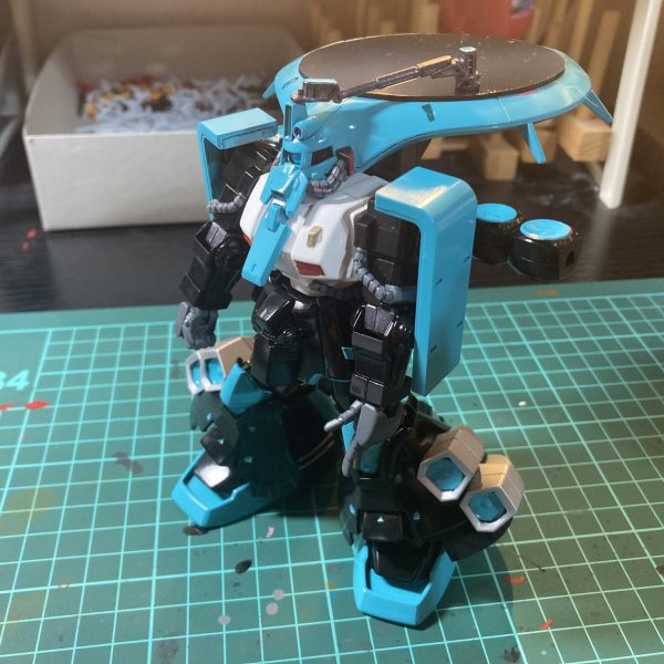 細部塗装も完了！。初音ミクのフィギュアを参考に細部塗装を追加したんだけど…、まだまだ終わりではないゾ(  ¯﹀¯  )！（1枚目）