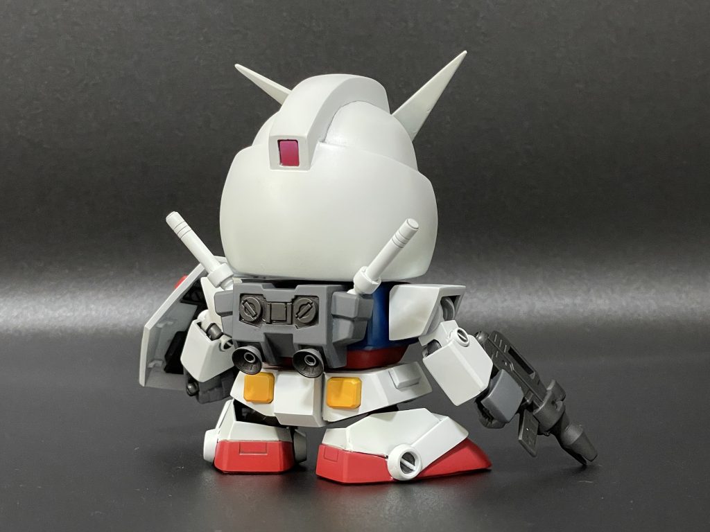 背面。胴体はBB新パガンの中の人、EXSD、BB200番のミキシングです。