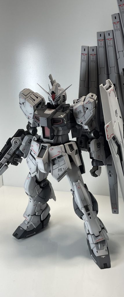 νガンダム ファーストロットカラー
