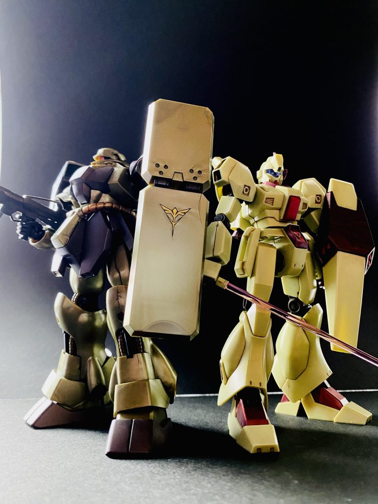 お肌の触れ合い会話で少し言葉を交わし合った二人は、同じ目的を果たすためアクシズに向かう。(完)