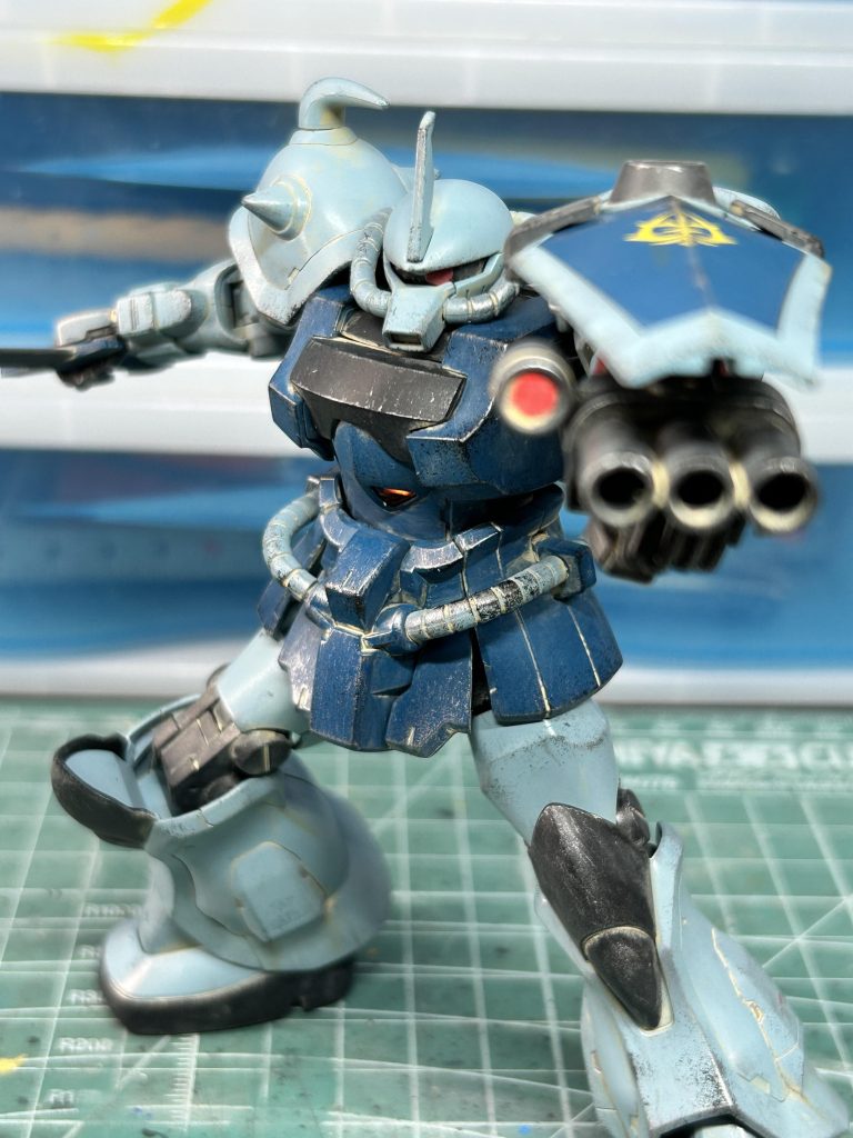 メインを撃ち尽くしてのサブ構え