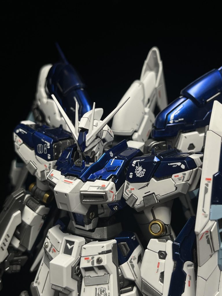 胸部はプラ板で少しディティール追加しています。 