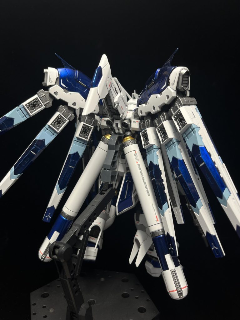 デカいので背面もいい感じにハッタリが効いてますね！