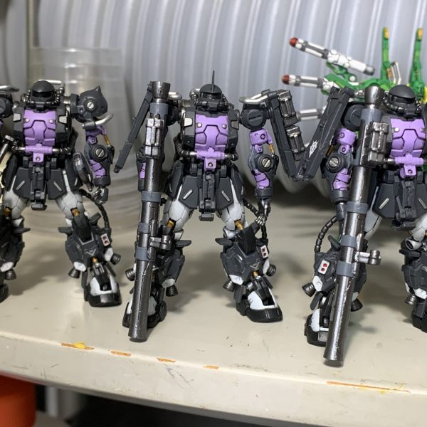 アーティファクト　黒い三連星