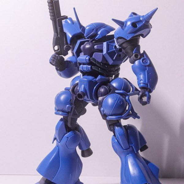 HG軍警ザクをベースにケンプファー(GQX)を製作中です。軍警ザク発売前に既に構想しておりケンプファーを確保していましたが、ジオニストの性なのか同じ発想を抱いてる方が多く二番煎じになりそうなので停滞していましたが、ようやく形ができてきました。ベースがとりあえず形になったので、細かな所を詰めて行き近日中に完成予定です。（4枚目）