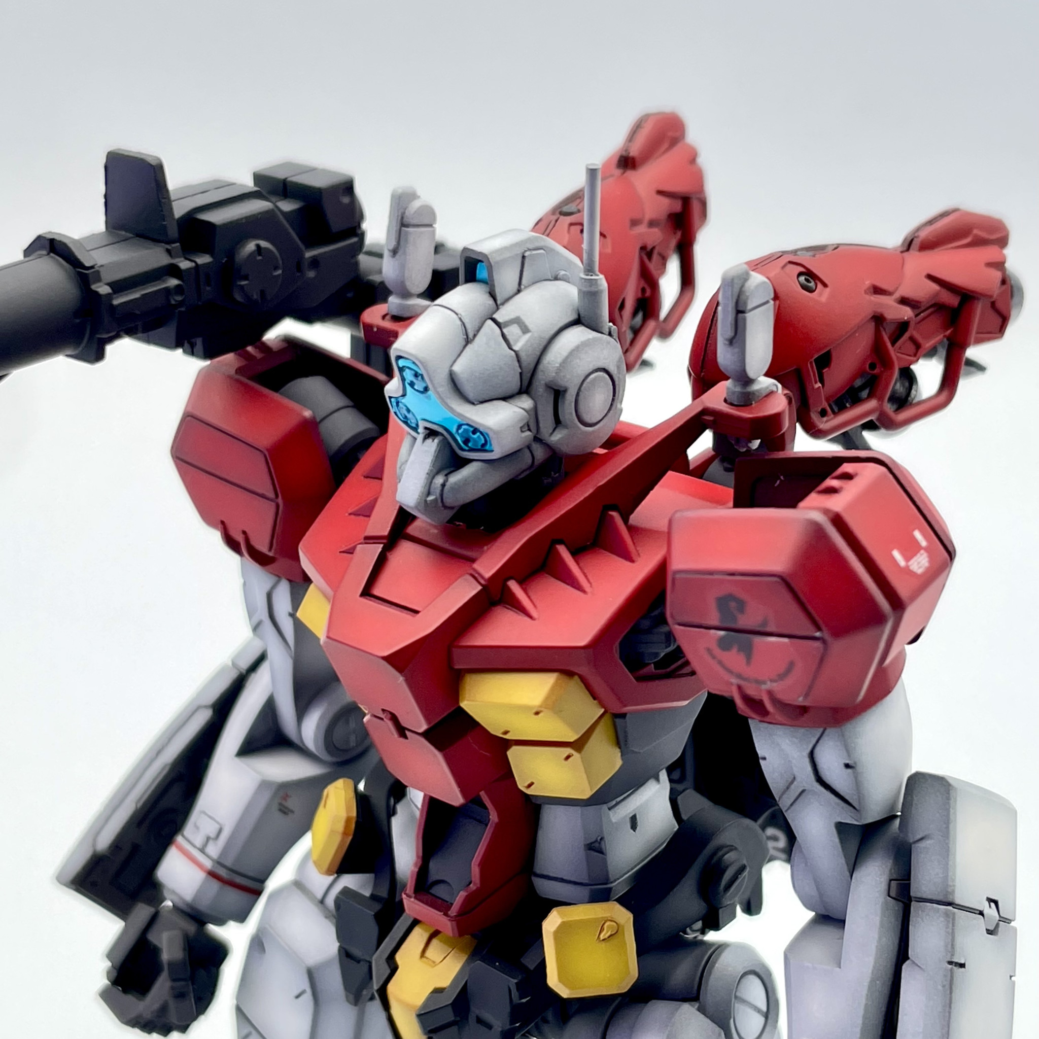 HG 1/144 ゲルググ スガイ機(GQ)｜バンダイ ホビーサイト