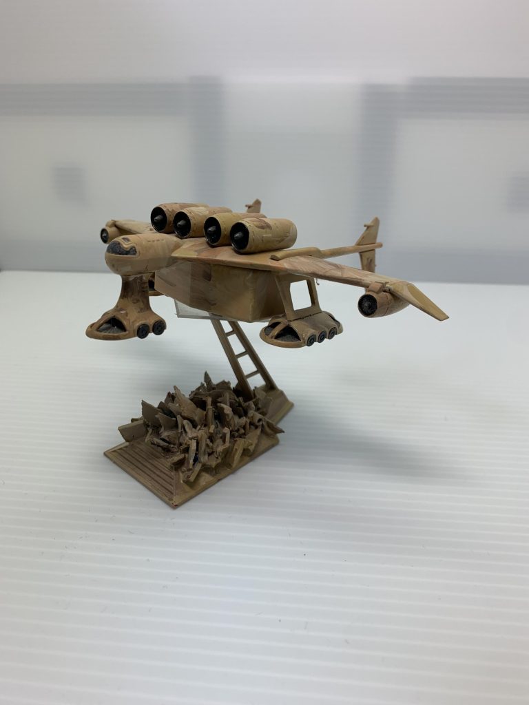 砂漠地帯迷彩柄にしました。