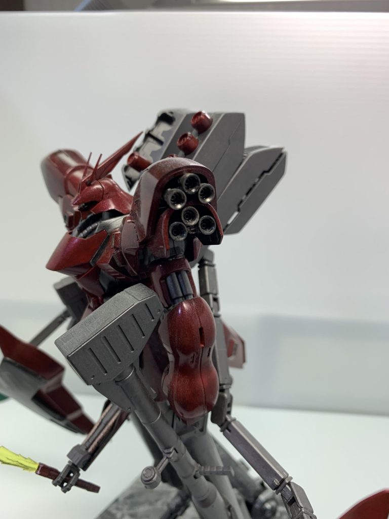 肩のバーニアを増加。