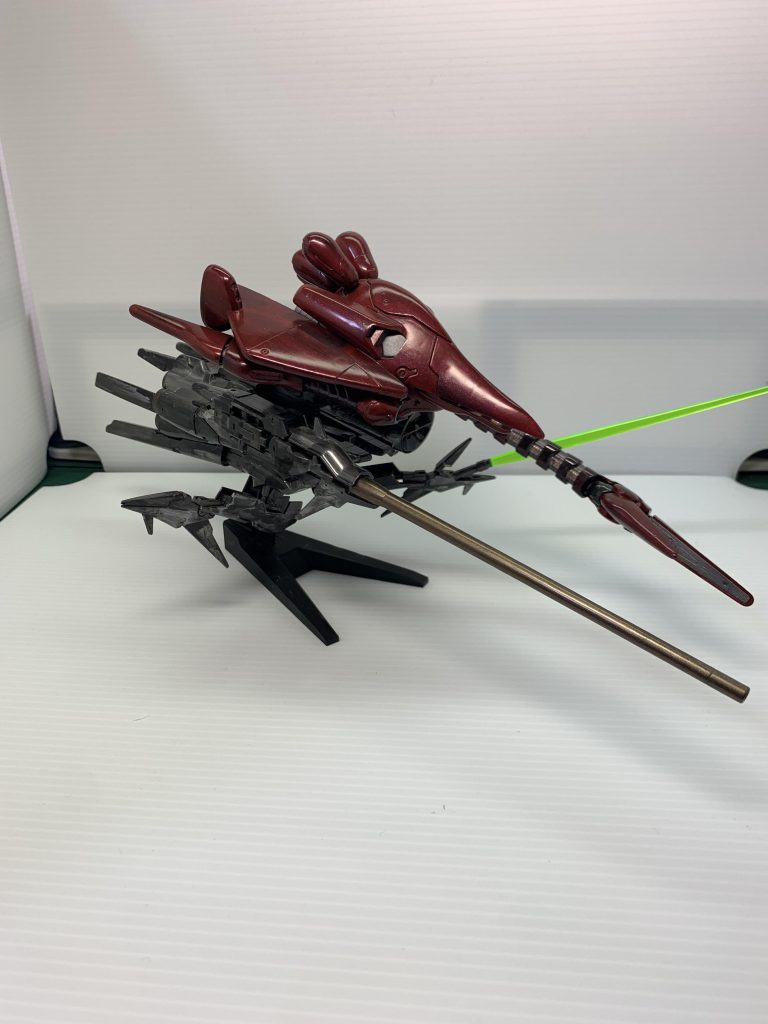 コンテナを取り外しヴァル・ヴァロを装着させました。