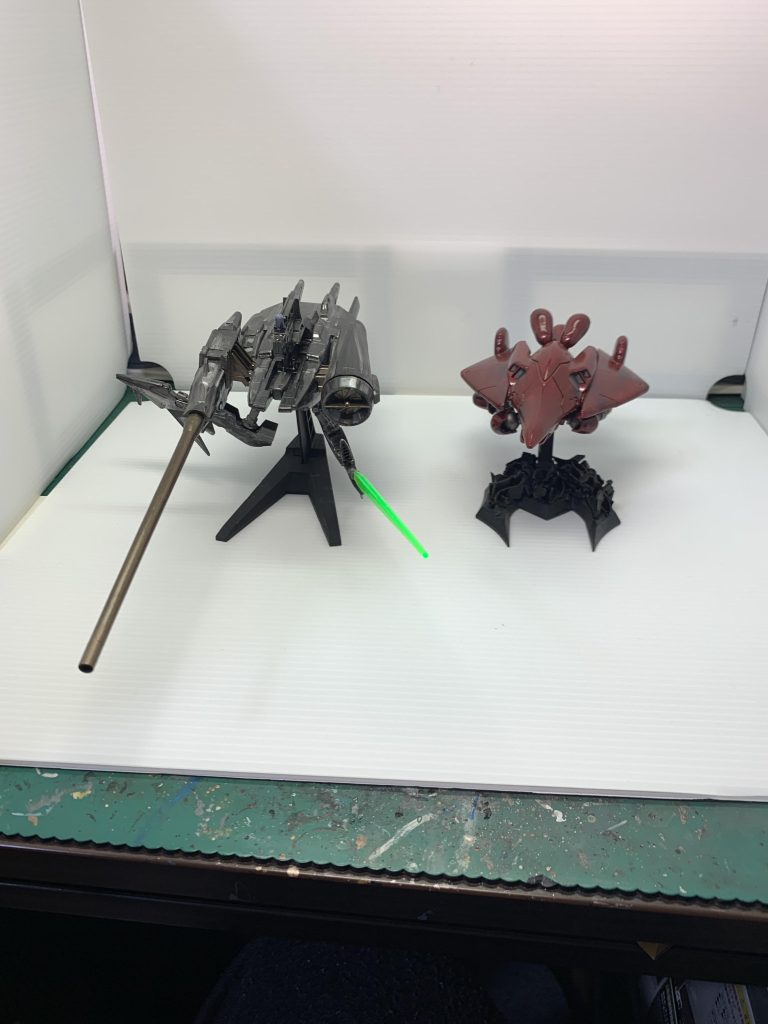 ヴァル・ヴァロとオーキスに分離させた状態。