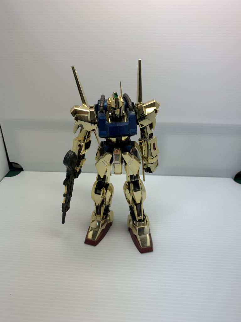 この機体でキュベレイやジ・０と渡り合うとは！さすがですね。クワトロ大尉。