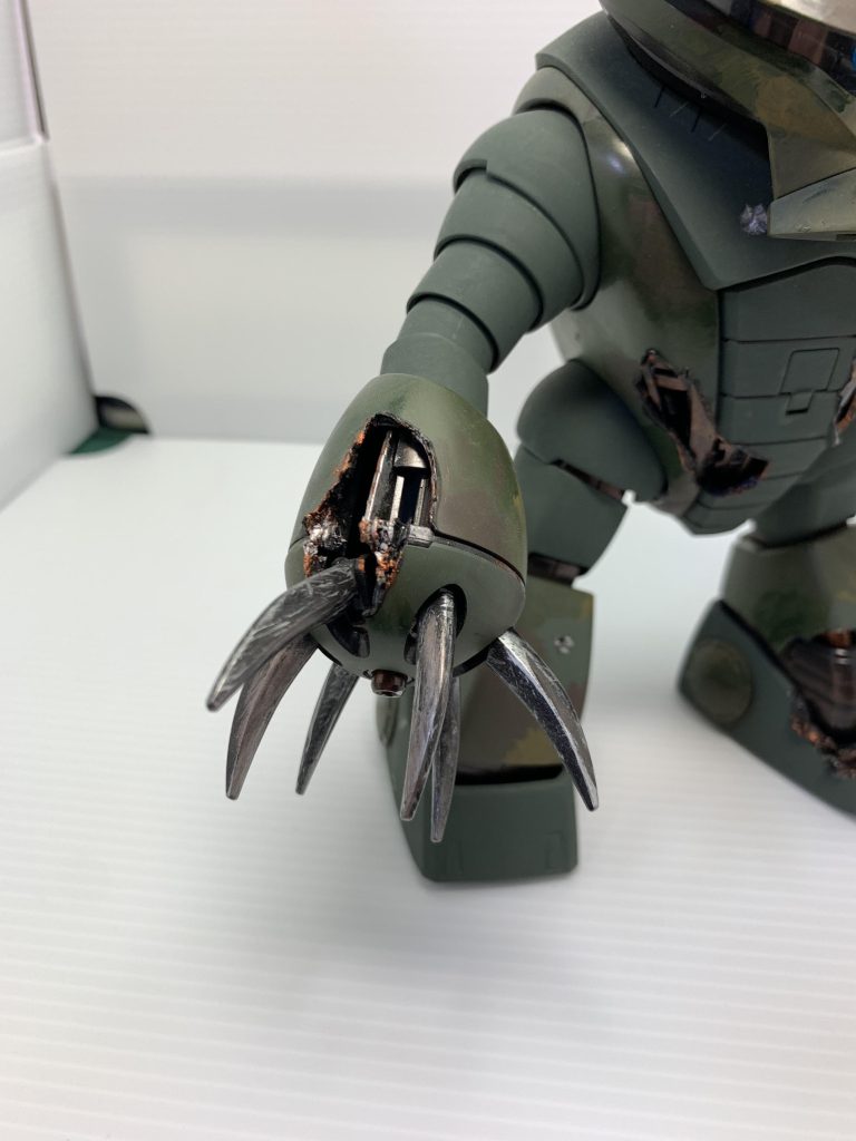 アッガイ–3枚目/制作者：ゆたおいちゃん