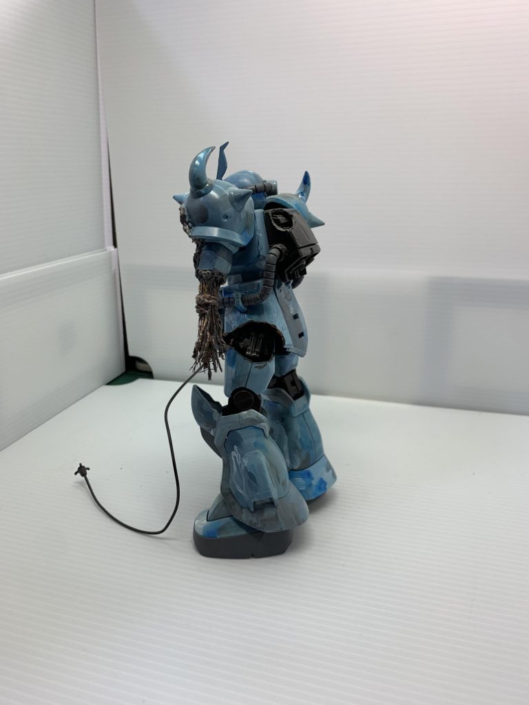 グフ・カスタム–4枚目/制作者：ゆたおいちゃん