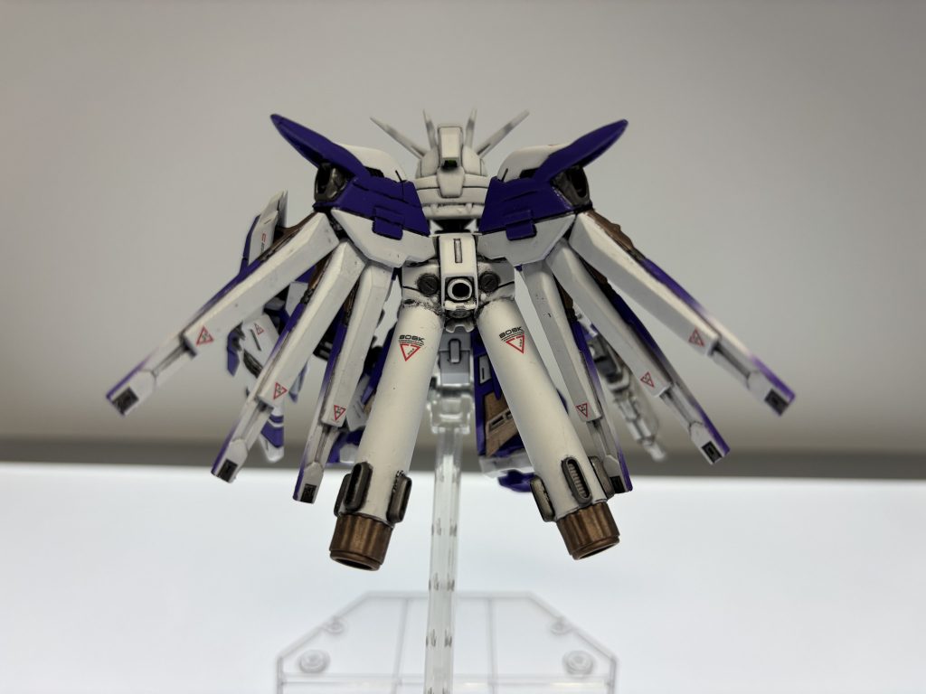 プロペラントタンクはちょうど良いサイズのパーツがあったのでディテールアップさせて取り付けました。