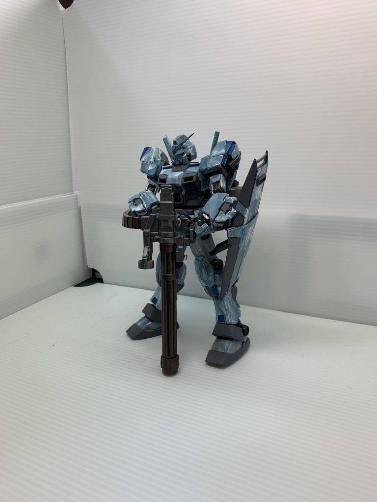 ジャイアント・ガトリング装備。