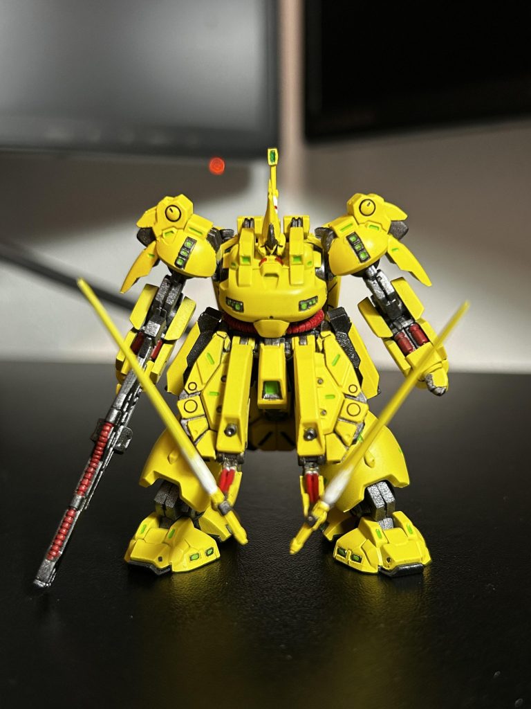 ゴールデンウィークの間に完成させたかったですが間に合いませんでした。これまでと同じで基本色をエアブラシ、その他を筆で部分塗装してます。今回は部分塗装の部位が多くて思ったよりも手間がかかりました。