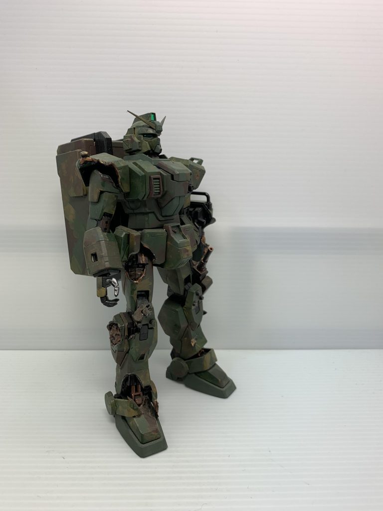 陸戦型ガンダム–3枚目/制作者：ゆたおいちゃん