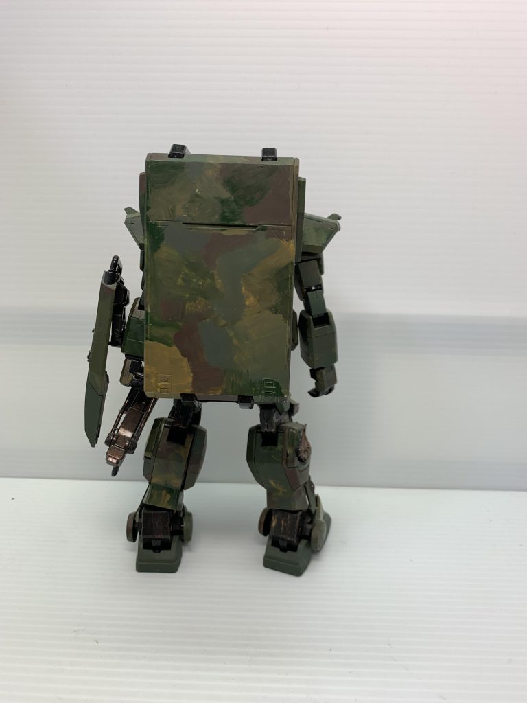 陸戦型ガンダム–4枚目/制作者：ゆたおいちゃん