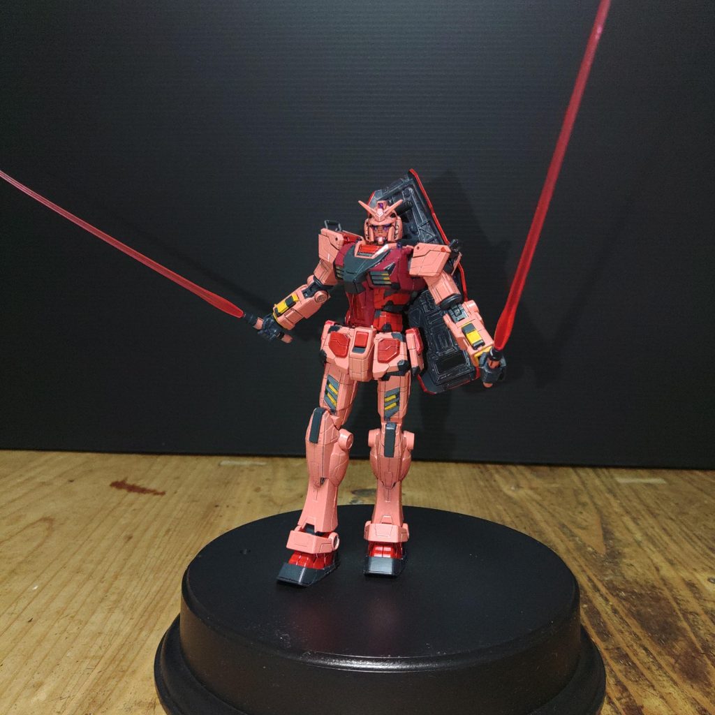 二刀流で。最近のサーベルエフェクトは、長いですねえ。