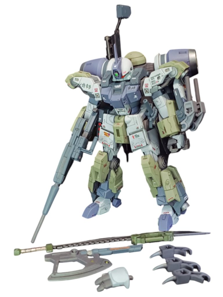 地球寮の〇犬をリスペクトする投稿主としては、HWSファイター仕様を作らずにはいられません😆。拡張セットの武装は、色々と使い切りましたので、残った平手だけ活用。