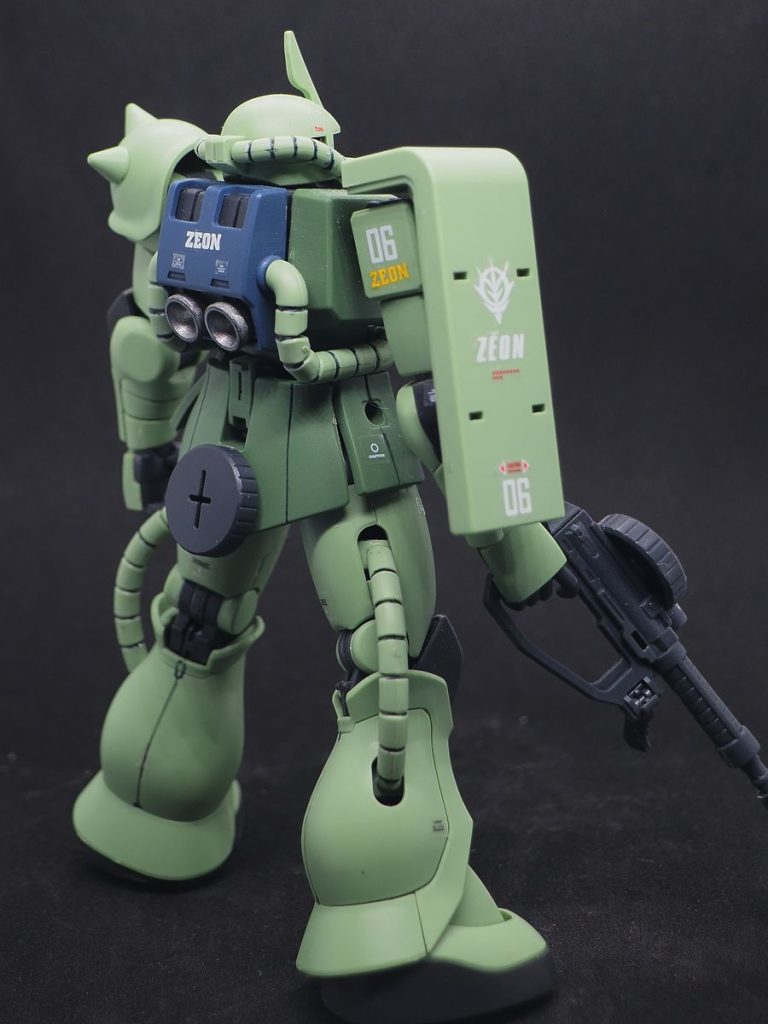 旧キットより洗練されてるのは確かなんですけど(zaku-kao4)