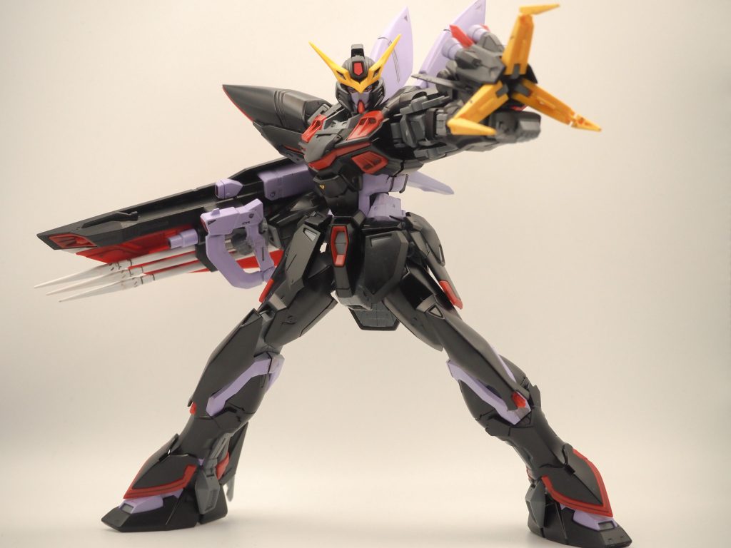 MG ブリッツガンダム–3枚目/制作者：出町やなぎ