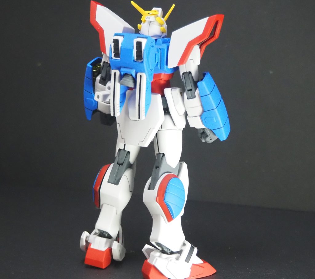 背面。青は、ガイアカラーのアイスコバルトブルーです。黒に見えるのは水性塗料のブラックグレー。