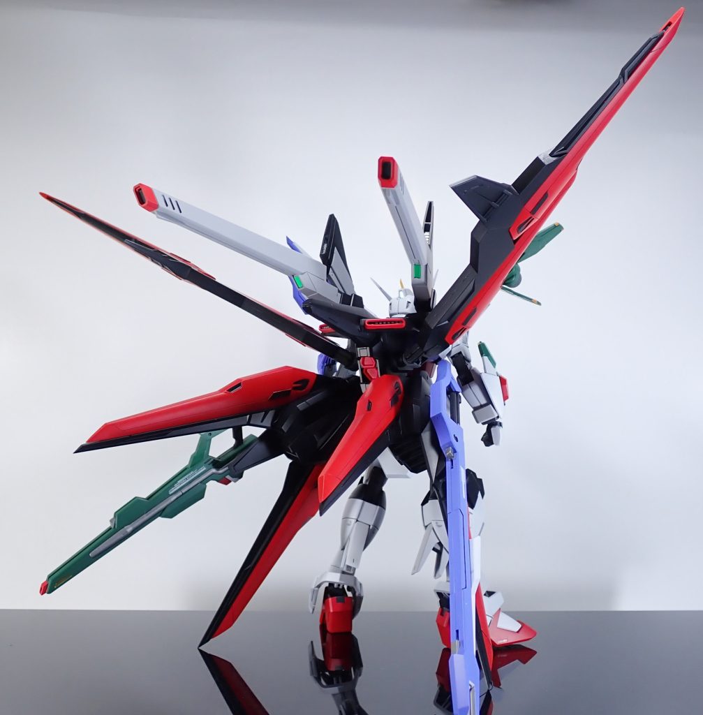カラーリング・白:EXホワイト+EXシルバー・青:コバルトブルー・赤:ブライトレッド・紺:アルティメットブラック+ダークブルーイッシュパープル・緑:暗緑色+ビジリアングリーン・水色:風蒼・ライトグレー:ニュートラルグレー2+メカサフヘヴィ・フレーム:メカサフスーパーヘヴィ