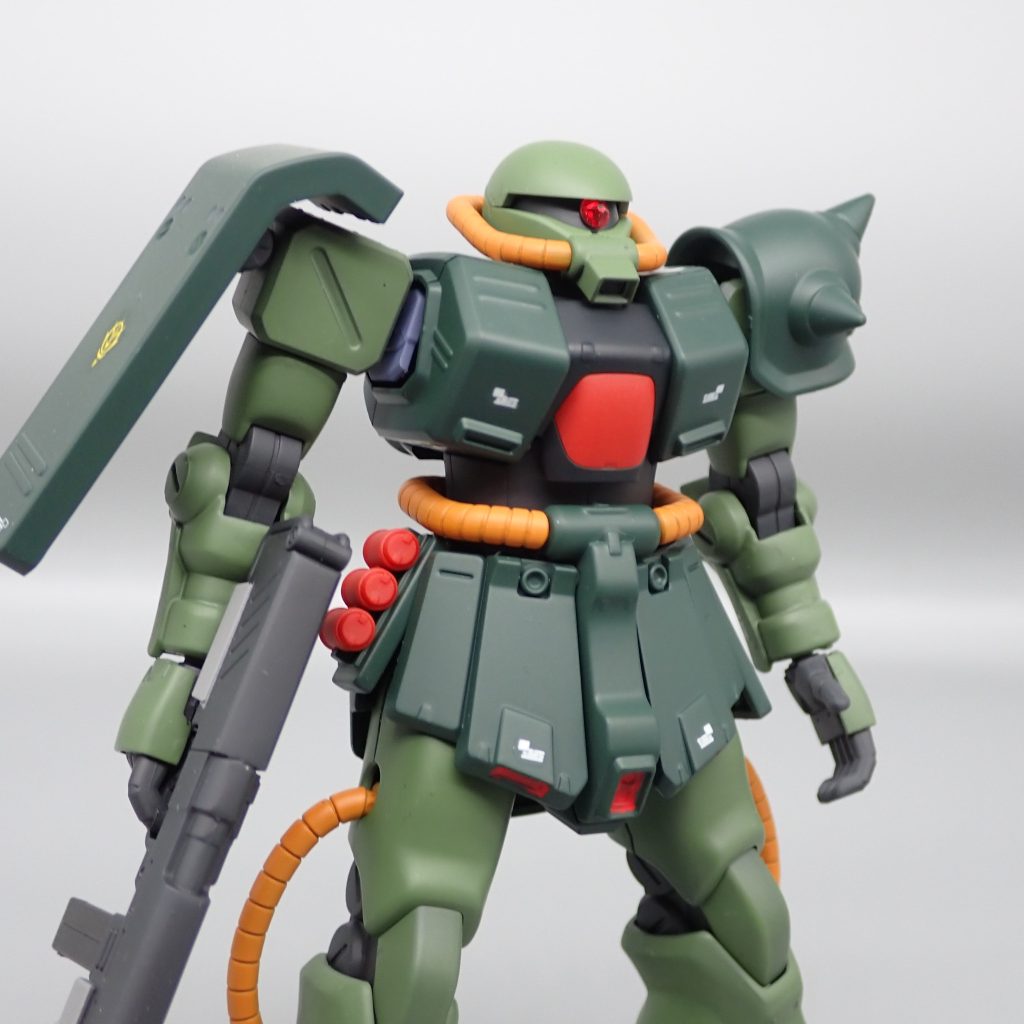 ザク２改–4枚目/制作者：アンジェロのプラモデル工房