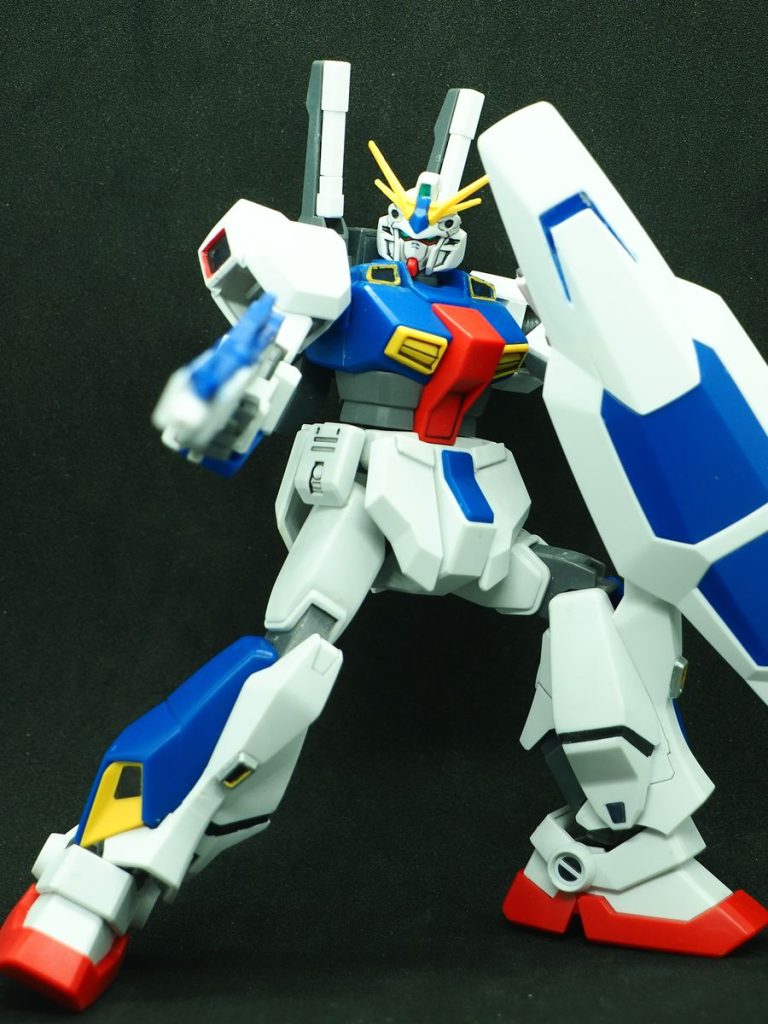 格安って事は、それなりの出来なので気に入らない部分は修正しましたが、劇中の設定だとデカールが貼れない感じなのでそのままです(gundam-kao5)