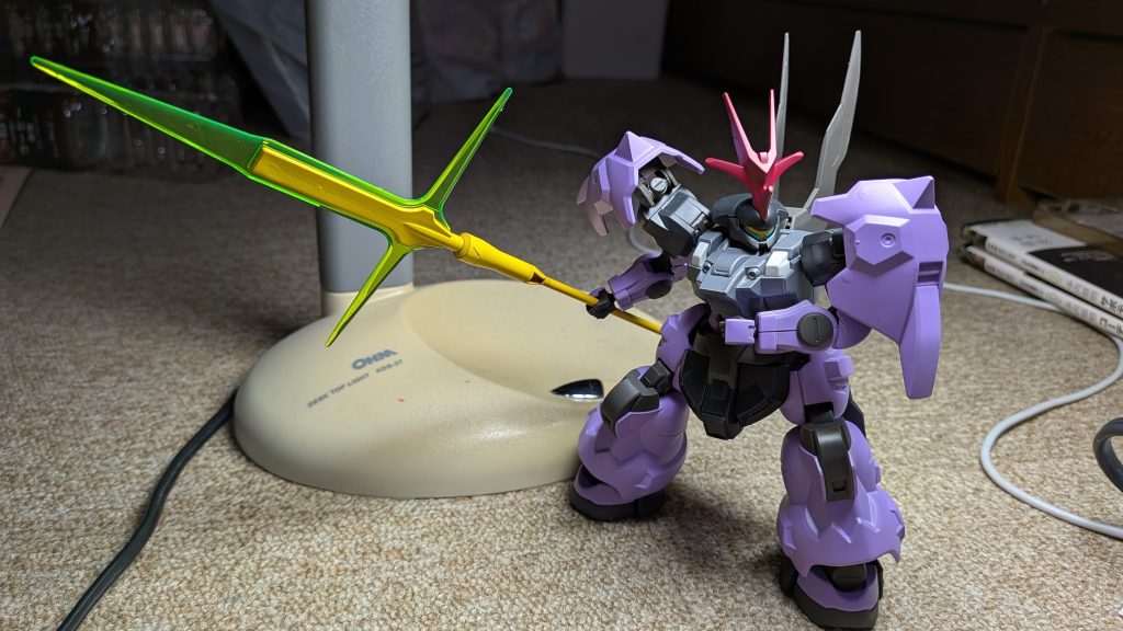 武器は黄色です