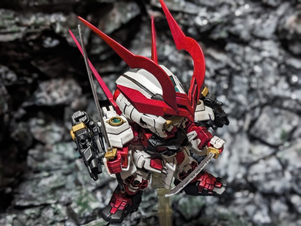 こんなポーズは昔のBB戦士ではできませんでしたね。