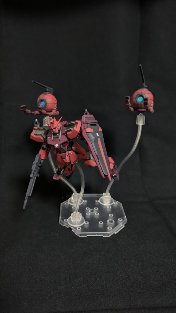 赤いガンダム　風　ワンストライクツーボール