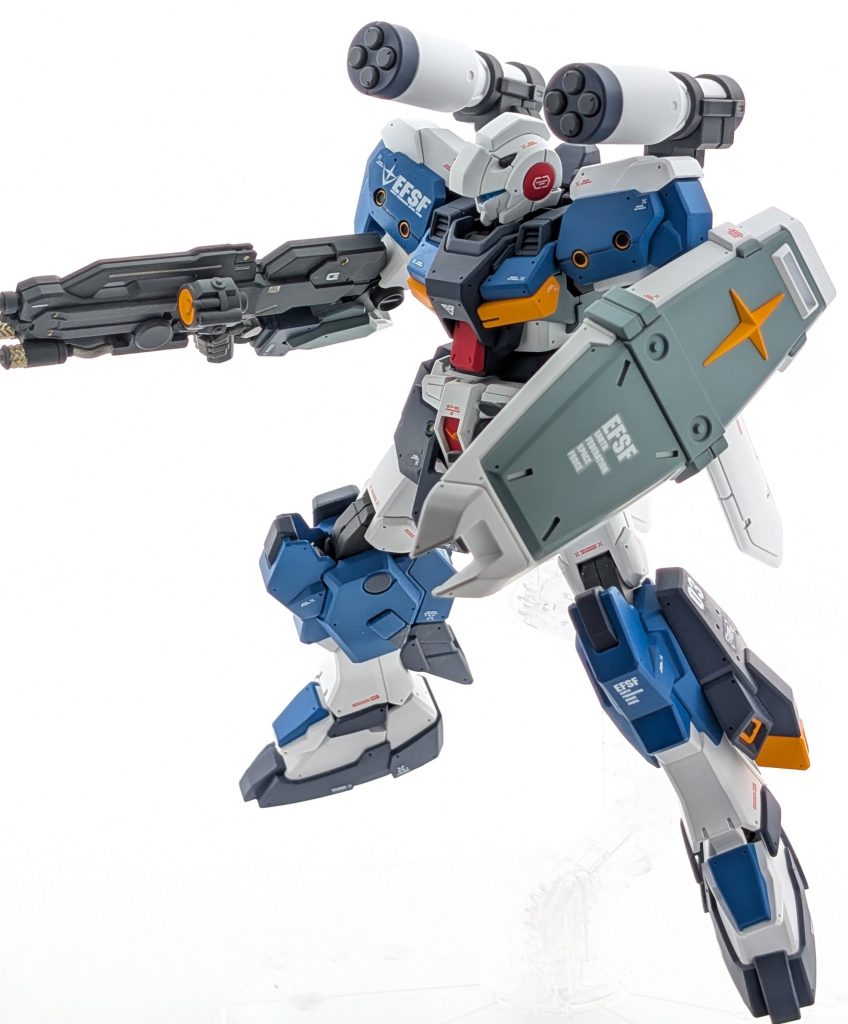 武器を構えての一枚。