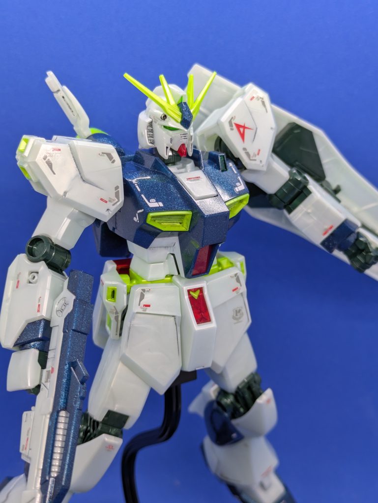 νガンダム(サイコフレーム発光イメージカラー)